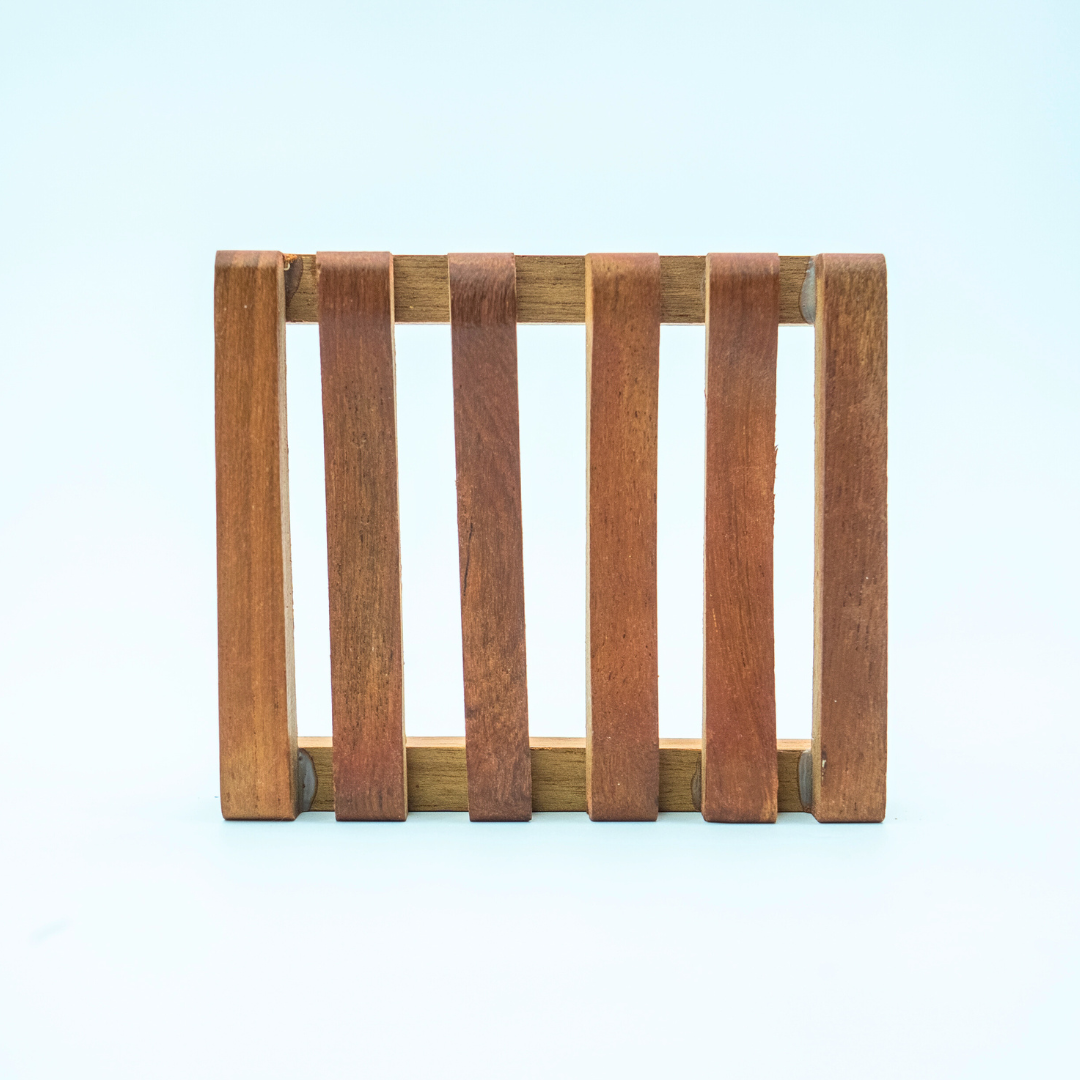 EcoFreaky Self-Draining Wooden Soap Dish – Sustainable, Minimalist, and Luxurious Bathroom Essential - EcoFreaky