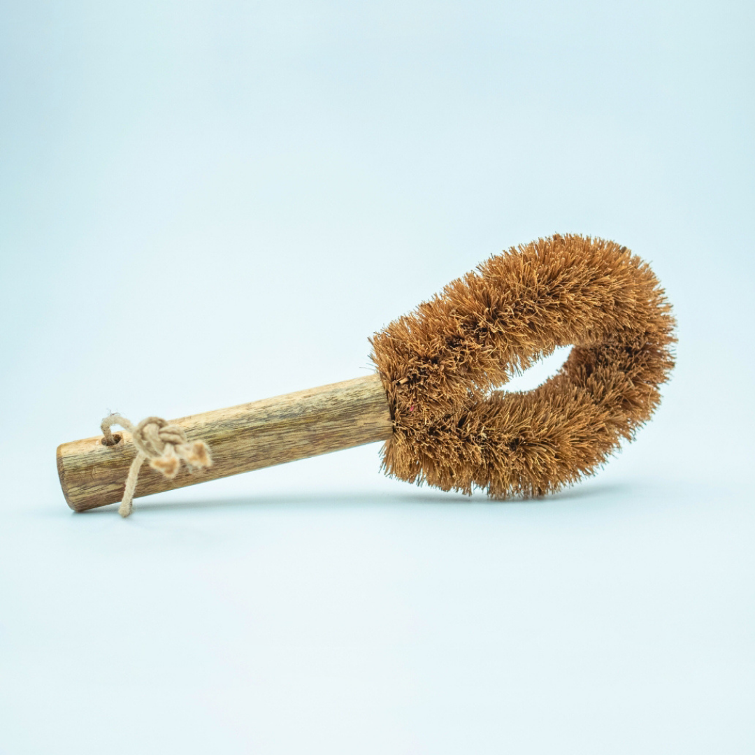 Coconut Fiber Dish Wash Brush – Natural, Non-Scratch Scrubber for Utensils