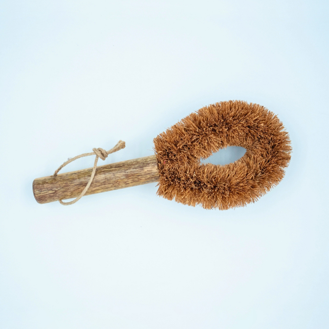 Coconut Fiber Dish Wash Brush – Natural, Non-Scratch Scrubber for Utensils