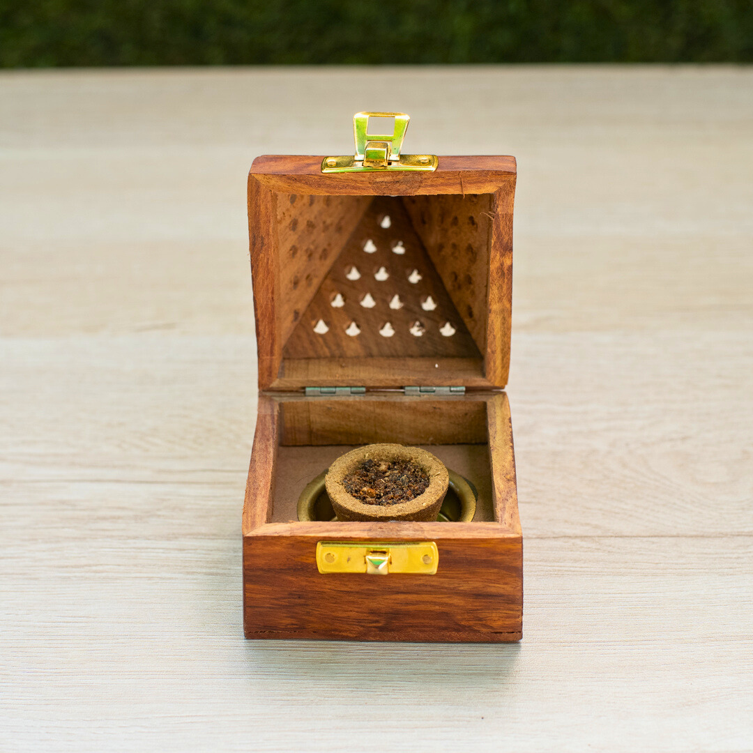 Handcrafted Wooden Pyramid Incense Holder | Elegant & Functional Aromatherapy Burner - EcoFreaky