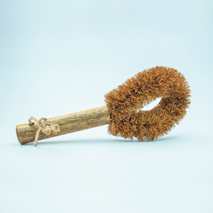 Coconut Fiber Dish Wash Brush – Natural, Non-Scratch Scrubber for Utensils
