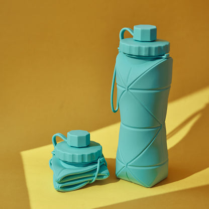 Collapsible Silicone Water Bottle 600ML, Leakproof Foldable Travel Bottle, Lightweight Reusable for Camping Hiking Gym Cycling Outdoor Sports,