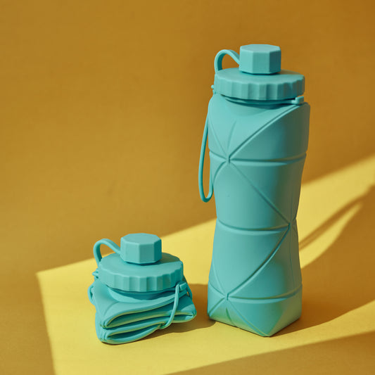 Collapsible Silicone Water Bottle 600ML, Leakproof Foldable Travel Bottle, Lightweight Reusable for Camping Hiking Gym Cycling Outdoor Sports,